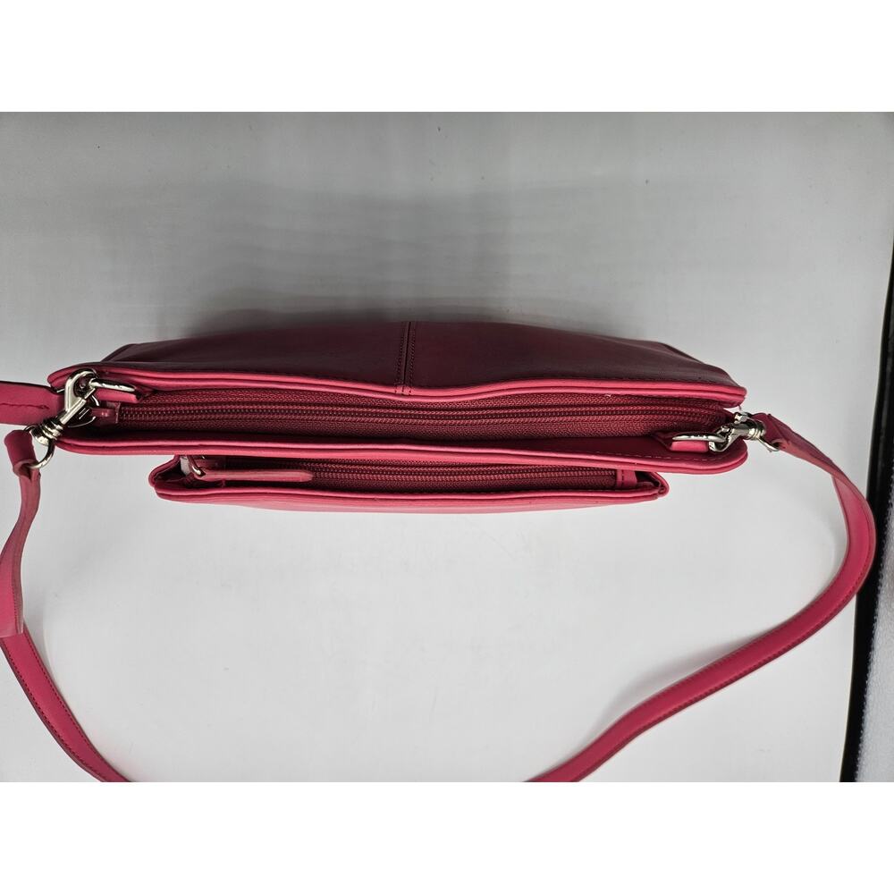 Giani Bernini Women's Pink‎ Crossbody Bag Purse Pockets Zippers Strap Removes - Picture 14 of 14